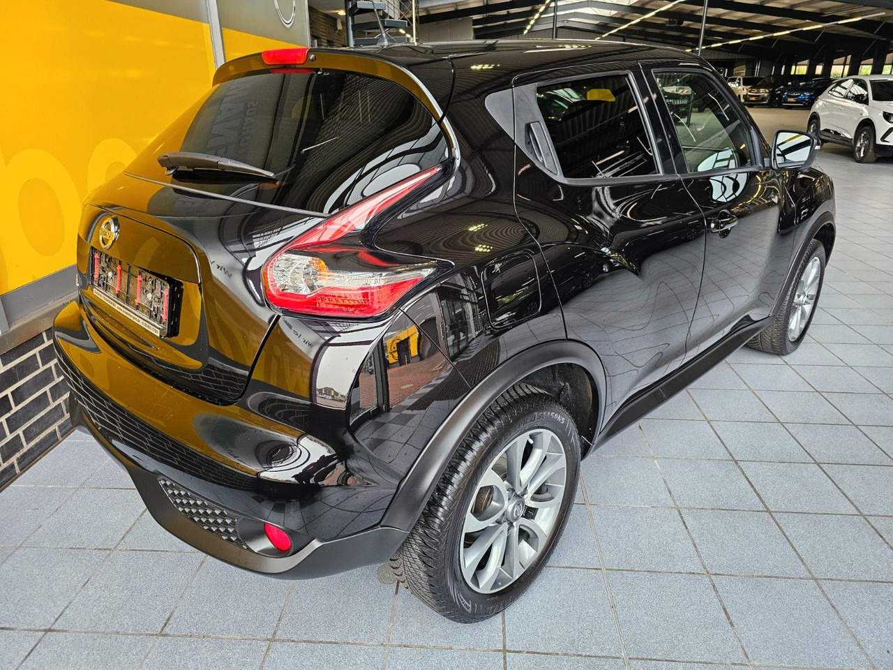 Nissan Juke 1.2 DIG-T 360 / Navi / Ganzjahresreifen - SUV: slika Nissan Juke 1.2 DIG-T 360 / Navi / Ganzjahresreifen - SUV Nissan Juke 1.2 DIG-T 360 / Navi / Ganzjahresreifen - SUV: slika Nissan Juke 1.2 DIG-T 360 / Navi / Ganzjahresreifen - SUV