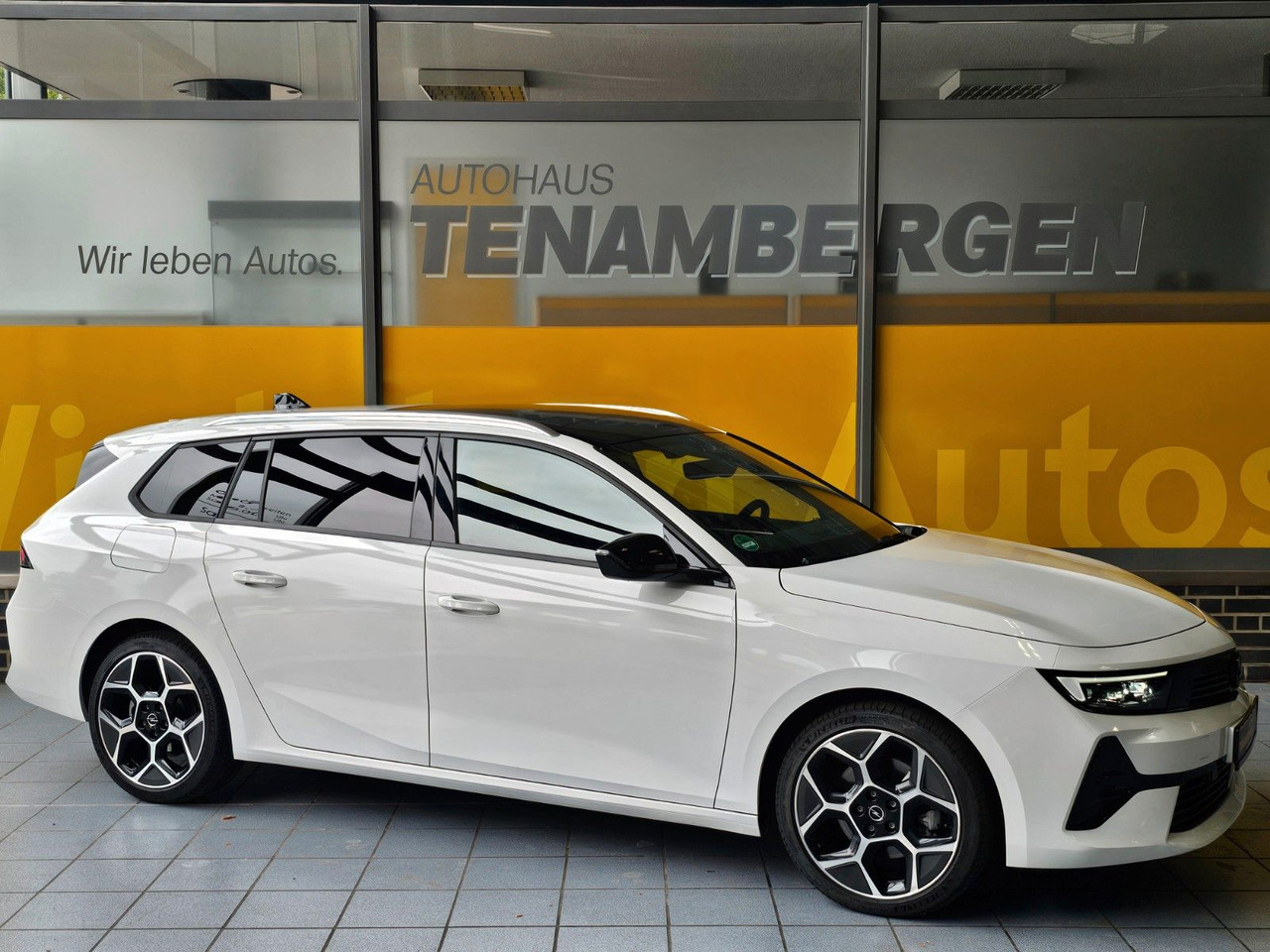 Opel Astra L 1.5 Ultimate Schiebedach Memory ACC AHK - Karavan: slika Opel Astra L 1.5 Ultimate Schiebedach Memory ACC AHK - Karavan Opel Astra L 1.5 Ultimate Schiebedach Memory ACC AHK - Karavan: slika Opel Astra L 1.5 Ultimate Schiebedach Memory ACC AHK - Karavan