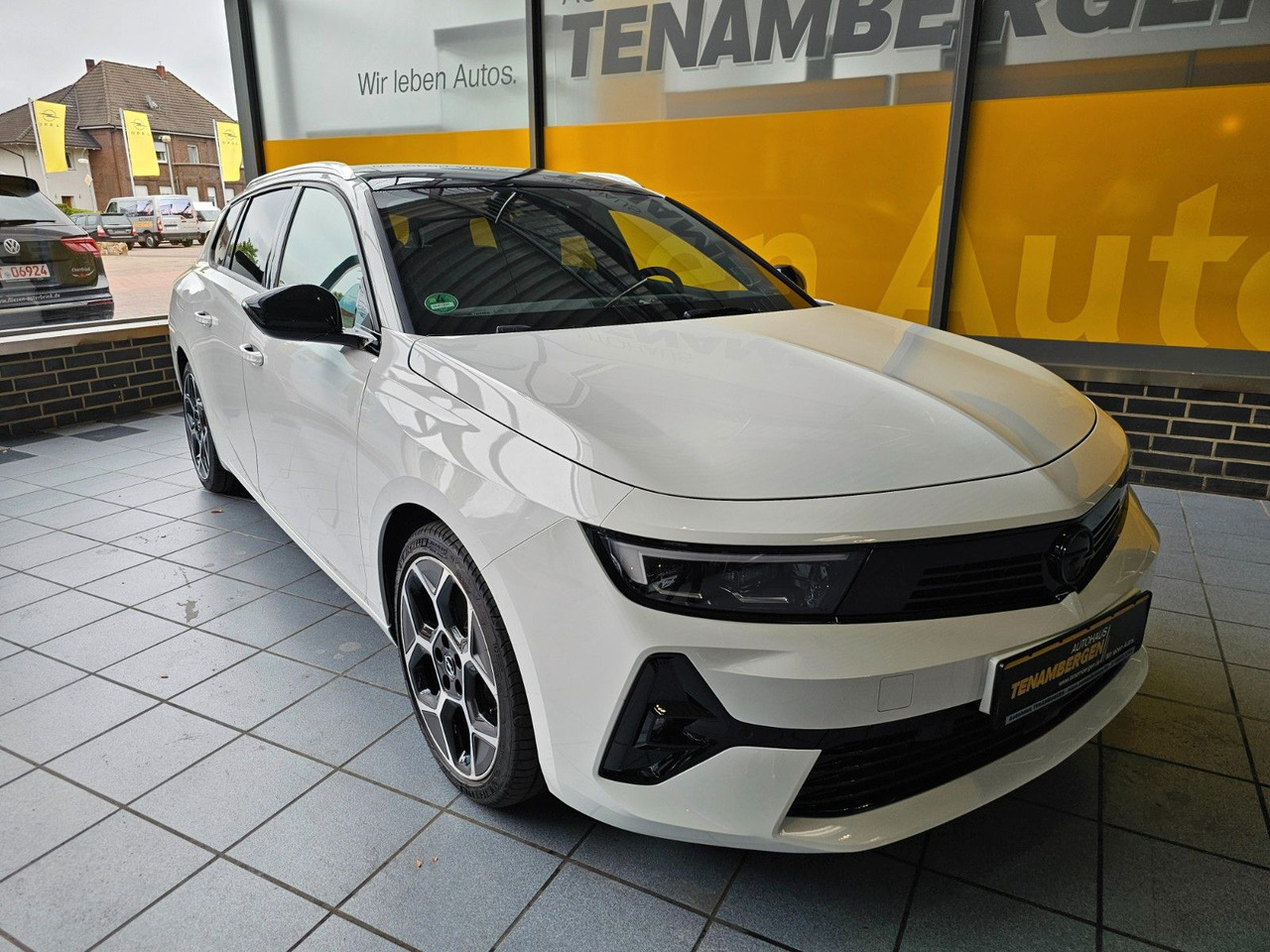 Opel Astra L 1.5 Ultimate Schiebedach Memory ACC AHK - Karavan: slika Opel Astra L 1.5 Ultimate Schiebedach Memory ACC AHK - Karavan Opel Astra L 1.5 Ultimate Schiebedach Memory ACC AHK - Karavan: slika Opel Astra L 1.5 Ultimate Schiebedach Memory ACC AHK - Karavan
