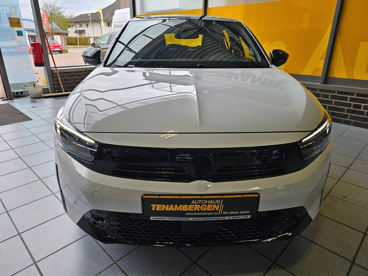 Opel Corsa F 1.2 GS AT-8 Lenkradheizg. Kamera LED ACC - Limuzina: slika  Opel Corsa F 1.2 GS AT-8 Lenkradheizg. Kamera LED ACC - Limuzina Opel Corsa F 1.2 GS AT-8 Lenkradheizg. Kamera LED ACC - Limuzina: slika  Opel Corsa F 1.2 GS AT-8 Lenkradheizg. Kamera LED ACC - Limuzina