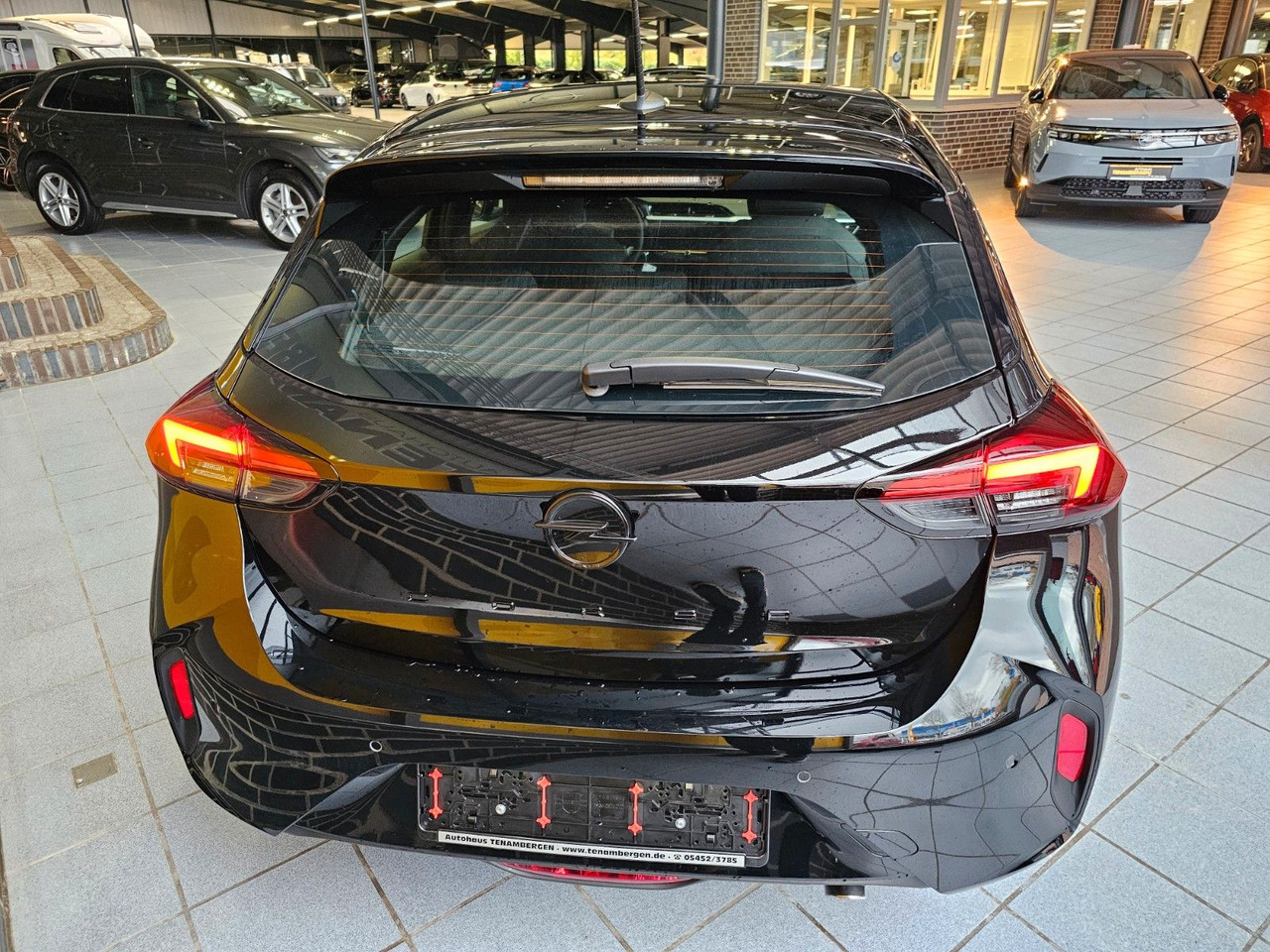 Opel Corsa F 1.2 GS AT-8 Lenkradheizg. Kamera LED ACC - Limuzina: slika  Opel Corsa F 1.2 GS AT-8 Lenkradheizg. Kamera LED ACC - Limuzina Opel Corsa F 1.2 GS AT-8 Lenkradheizg. Kamera LED ACC - Limuzina: slika  Opel Corsa F 1.2 GS AT-8 Lenkradheizg. Kamera LED ACC - Limuzina