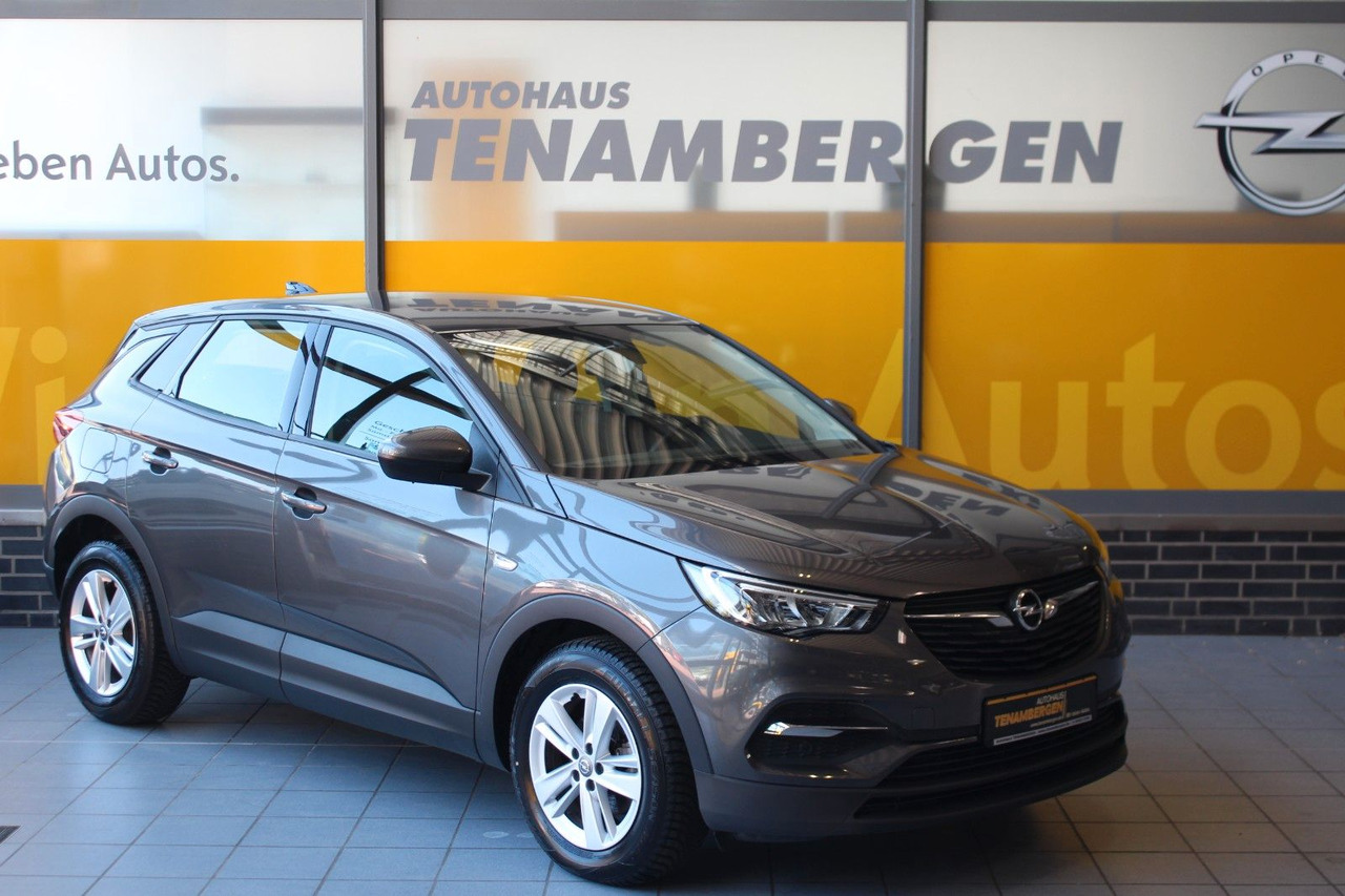 Opel Grandland Edition 1.2 Automatik Navi PDC v+h LED - SUV: slika Opel Grandland Edition 1.2 Automatik Navi PDC v+h LED - SUV Opel Grandland Edition 1.2 Automatik Navi PDC v+h LED - SUV: slika Opel Grandland Edition 1.2 Automatik Navi PDC v+h LED - SUV