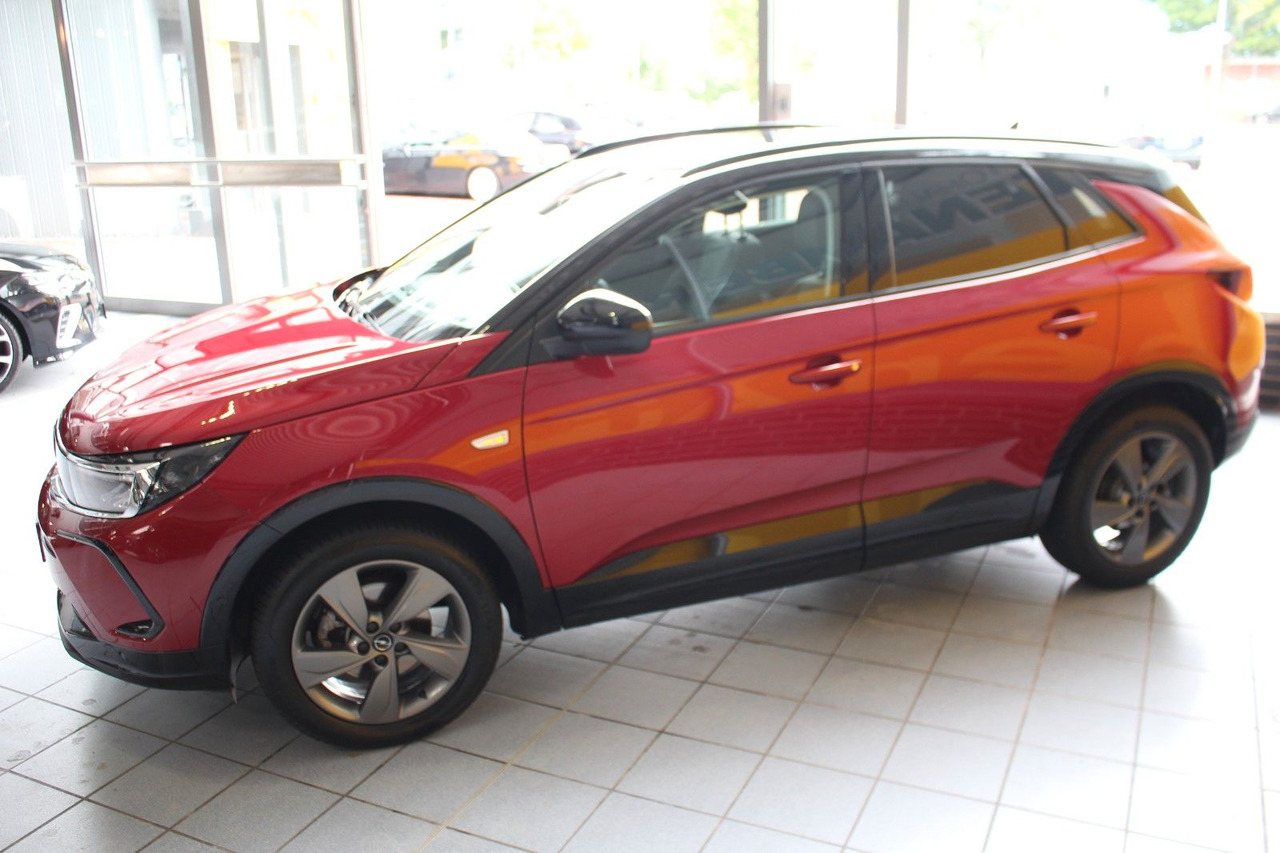 Opel Grandland GS Line Navi Kamera LED Sitzheizung - SUV: slika Opel Grandland GS Line Navi Kamera LED Sitzheizung - SUV Opel Grandland GS Line Navi Kamera LED Sitzheizung - SUV: slika Opel Grandland GS Line Navi Kamera LED Sitzheizung - SUV