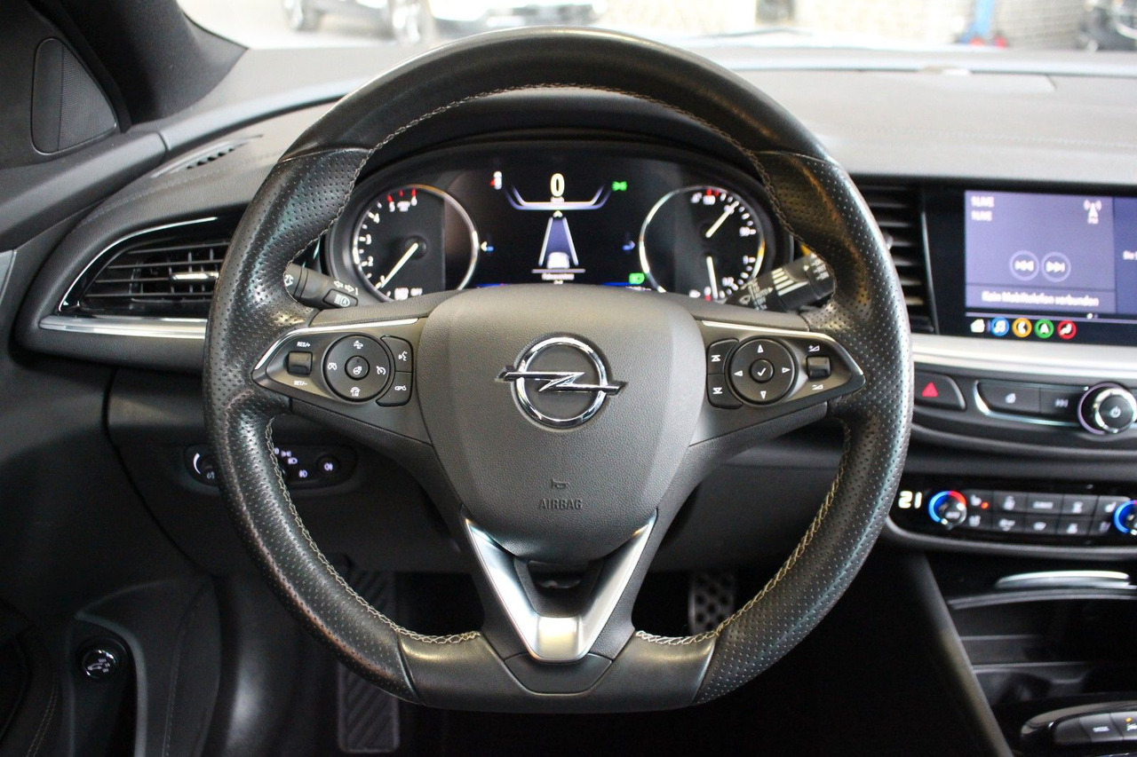 Karavan Opel Insignia B ST 4x4 Leder Massage Bose Matrix AHK: slika Karavan Opel Insignia B ST 4x4 Leder Massage Bose Matrix AHK