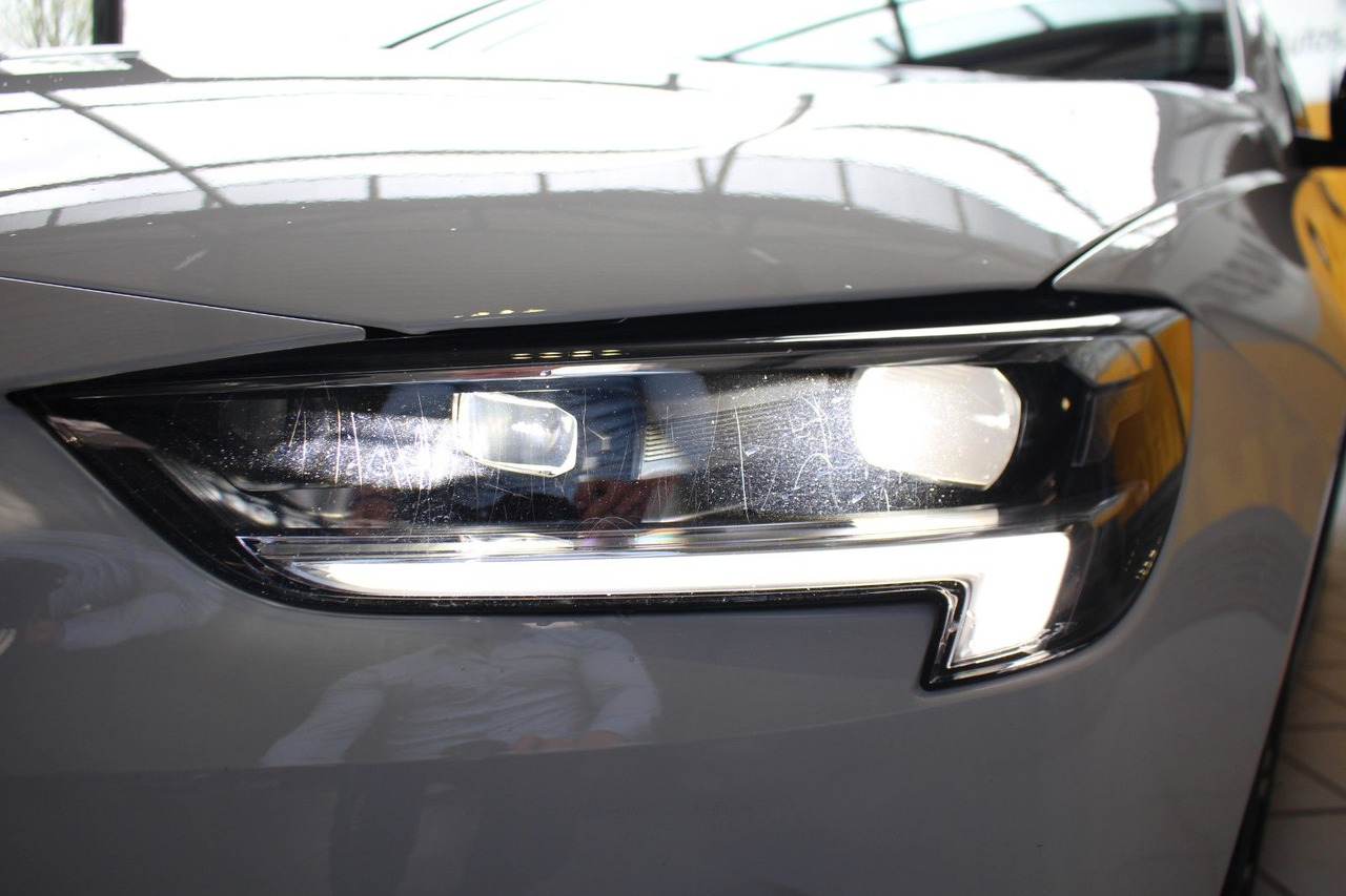 Karavan Opel Insignia B ST 4x4 Leder Massage Bose Matrix AHK: slika Karavan Opel Insignia B ST 4x4 Leder Massage Bose Matrix AHK