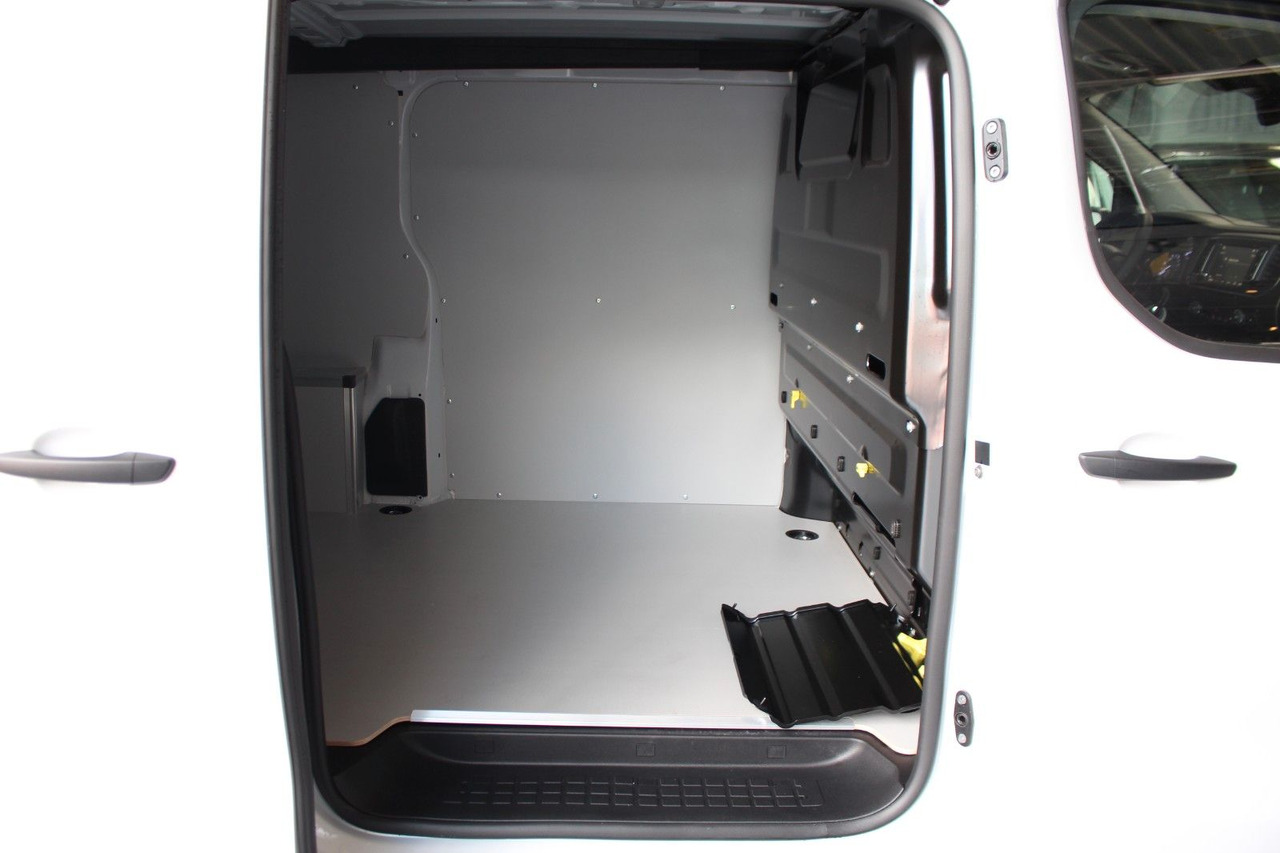 Mali kombi Opel Vivaro Kasten Edition L Automatik DAB AHK: slika Mali kombi Opel Vivaro Kasten Edition L Automatik DAB AHK