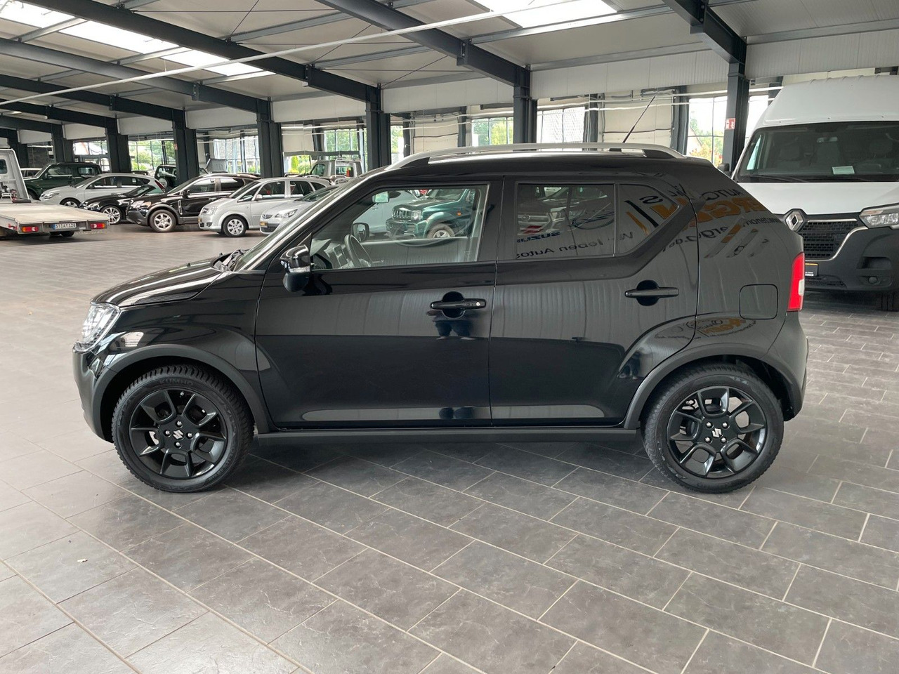 Suzuki Ignis Comfort+ Behinderten-Umbau Kamera Navi LED - Limuzina: slika Suzuki Ignis Comfort+ Behinderten-Umbau Kamera Navi LED - Limuzina Suzuki Ignis Comfort+ Behinderten-Umbau Kamera Navi LED - Limuzina: slika Suzuki Ignis Comfort+ Behinderten-Umbau Kamera Navi LED - Limuzina