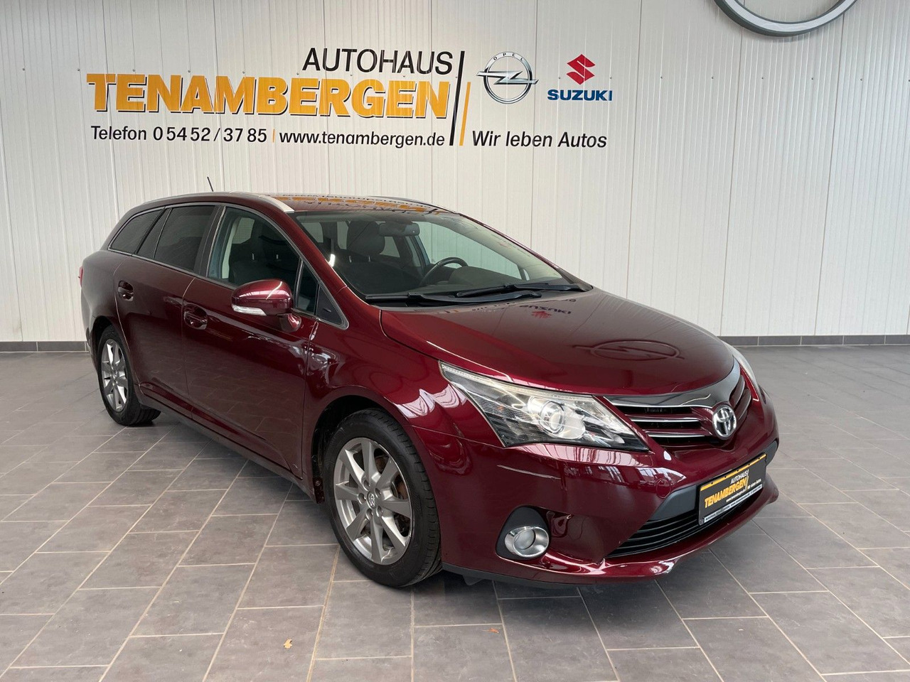 Toyota Avensis Kombi Executive AHK/ 8-Fach Bereift - Karavan: slika Toyota Avensis Kombi Executive AHK/ 8-Fach Bereift - Karavan Toyota Avensis Kombi Executive AHK/ 8-Fach Bereift - Karavan: slika Toyota Avensis Kombi Executive AHK/ 8-Fach Bereift - Karavan