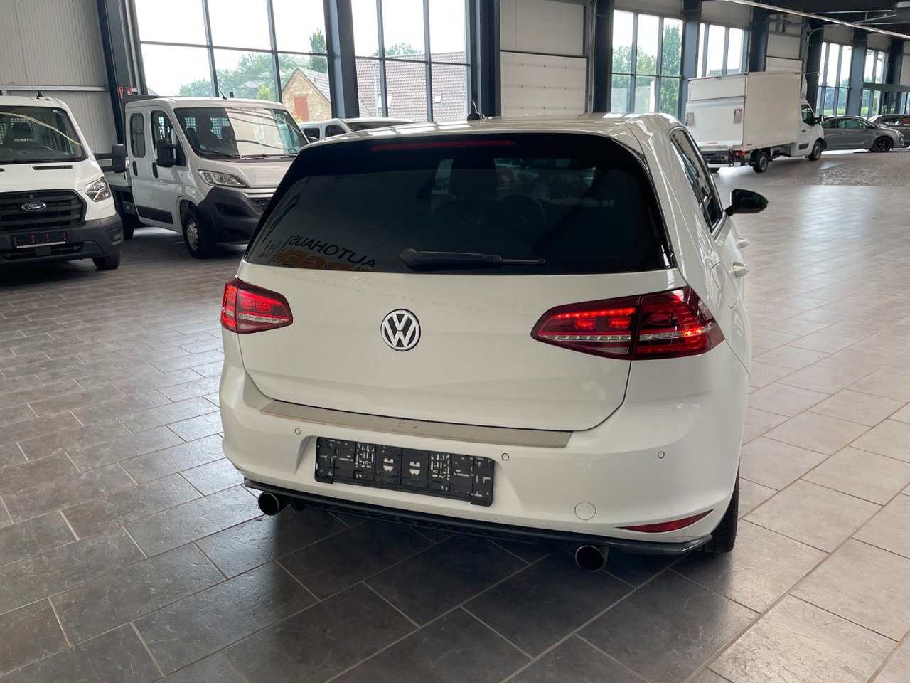 Volkswagen Golf VII GTI Performance BMT /Alu -Winterreifen - Limuzina: slika Volkswagen Golf VII GTI Performance BMT /Alu -Winterreifen - Limuzina Volkswagen Golf VII GTI Performance BMT /Alu -Winterreifen - Limuzina: slika Volkswagen Golf VII GTI Performance BMT /Alu -Winterreifen - Limuzina