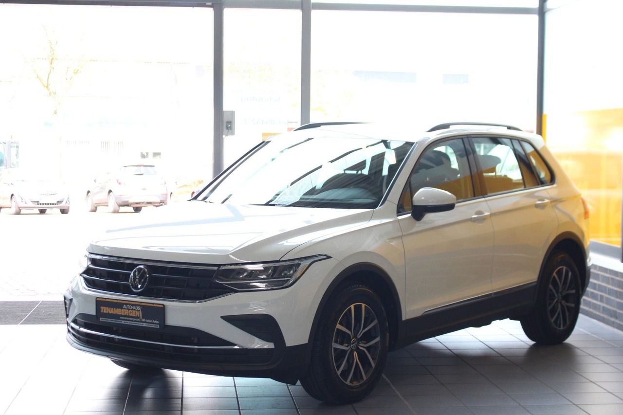 Volkswagen Tiguan Life DSG LED Kamera Navi AHK ACC - SUV: slika Volkswagen Tiguan Life DSG LED Kamera Navi AHK ACC - SUV Volkswagen Tiguan Life DSG LED Kamera Navi AHK ACC - SUV: slika Volkswagen Tiguan Life DSG LED Kamera Navi AHK ACC - SUV