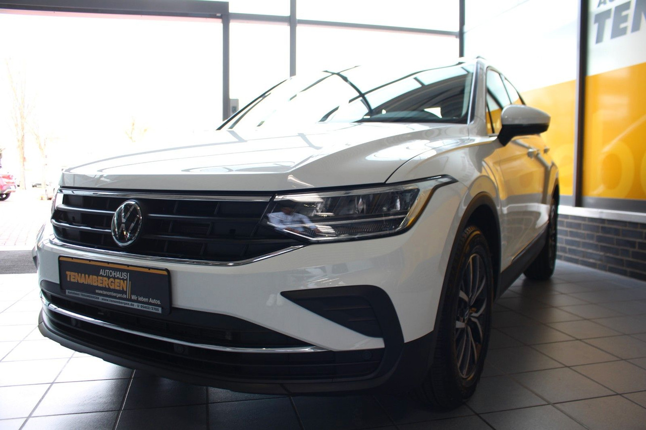 Volkswagen Tiguan Life DSG LED Kamera Navi AHK ACC - SUV: slika Volkswagen Tiguan Life DSG LED Kamera Navi AHK ACC - SUV Volkswagen Tiguan Life DSG LED Kamera Navi AHK ACC - SUV: slika Volkswagen Tiguan Life DSG LED Kamera Navi AHK ACC - SUV