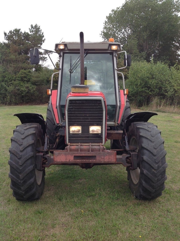 Massey Ferguson 3120 - Traktor: slika Massey Ferguson 3120 - Traktor Massey Ferguson 3120 - Traktor: slika Massey Ferguson 3120 - Traktor
