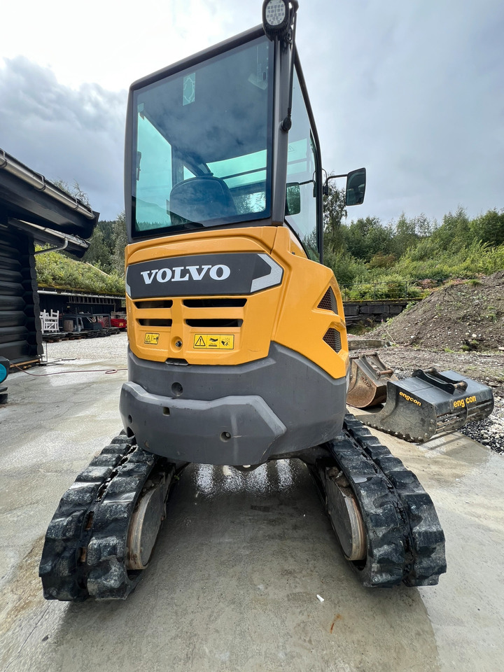 Volvo ECR25D - Bager: slika Volvo ECR25D - Bager Volvo ECR25D - Bager: slika Volvo ECR25D - Bager