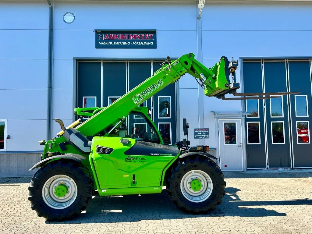 Merlo TF 33.9 CS | Bomfjädring | AC | Stora BM - Teleskopski rukovatelj: slika Merlo TF 33.9 CS | Bomfjädring | AC | Stora BM - Teleskopski rukovatelj Merlo TF 33.9 CS | Bomfjädring | AC | Stora BM - Teleskopski rukovatelj: slika Merlo TF 33.9 CS | Bomfjädring | AC | Stora BM - Teleskopski rukovatelj