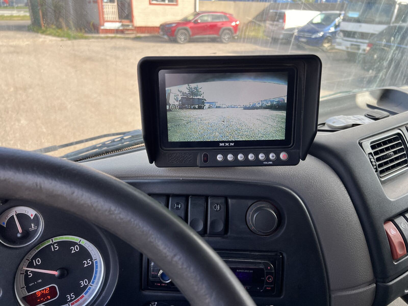 Kamion s otvorenim sandukom DAF LF45 210: slika Kamion s otvorenim sandukom DAF LF45 210