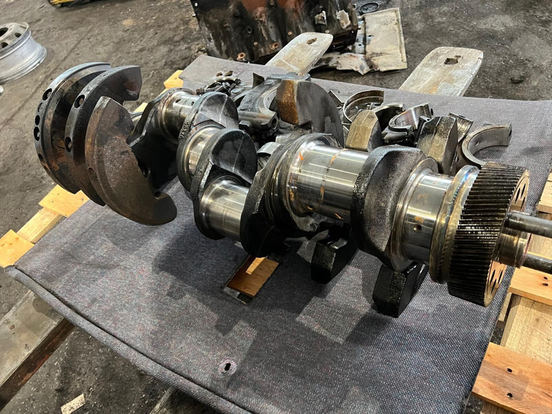 Scania R580 - Koljenasto vratilo: slika Scania R580 - Koljenasto vratilo Scania R580 - Koljenasto vratilo: slika Scania R580 - Koljenasto vratilo