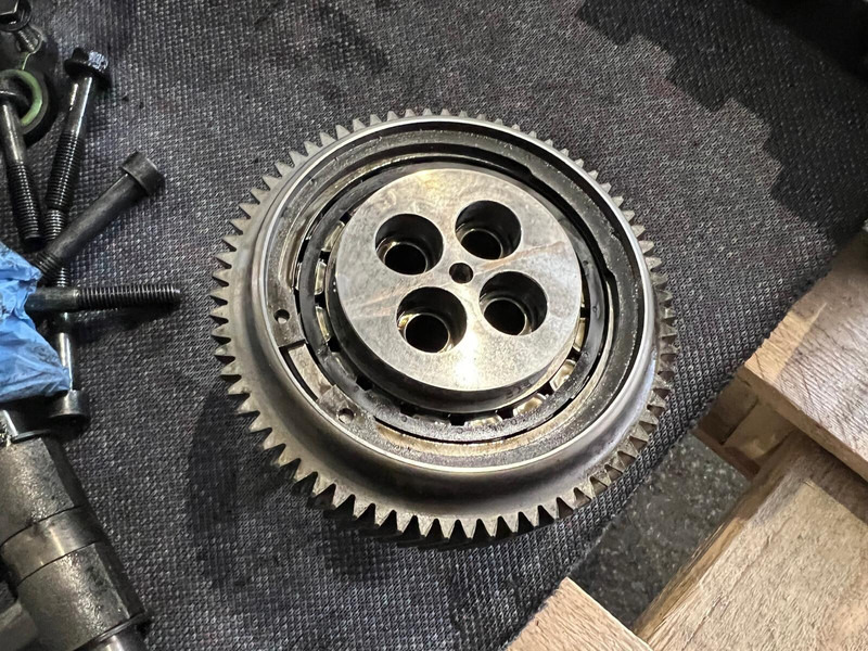 Scania R580 - Motor i dijelovi: slika Scania R580 - Motor i dijelovi Scania R580 - Motor i dijelovi: slika Scania R580 - Motor i dijelovi