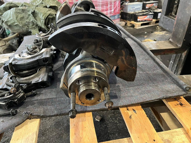 Scania R580 - Koljenasto vratilo: slika Scania R580 - Koljenasto vratilo Scania R580 - Koljenasto vratilo: slika Scania R580 - Koljenasto vratilo