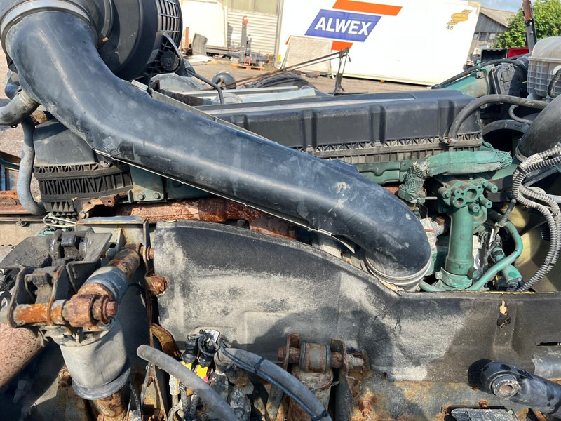 Volvo D11K370 - Motor: slika Volvo D11K370 - Motor Volvo D11K370 - Motor: slika Volvo D11K370 - Motor