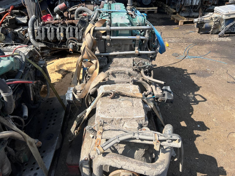 Volvo D7E290 - Motor: slika Volvo D7E290 - Motor Volvo D7E290 - Motor: slika Volvo D7E290 - Motor
