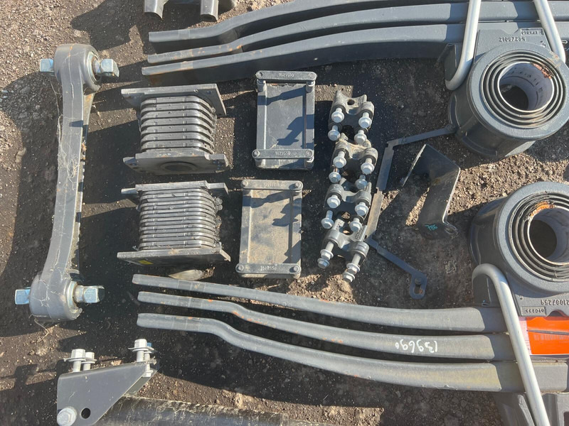 Volvo FH4 - Čelični ovjes: slika Volvo FH4 - Čelični ovjes Volvo FH4 - Čelični ovjes: slika Volvo FH4 - Čelični ovjes