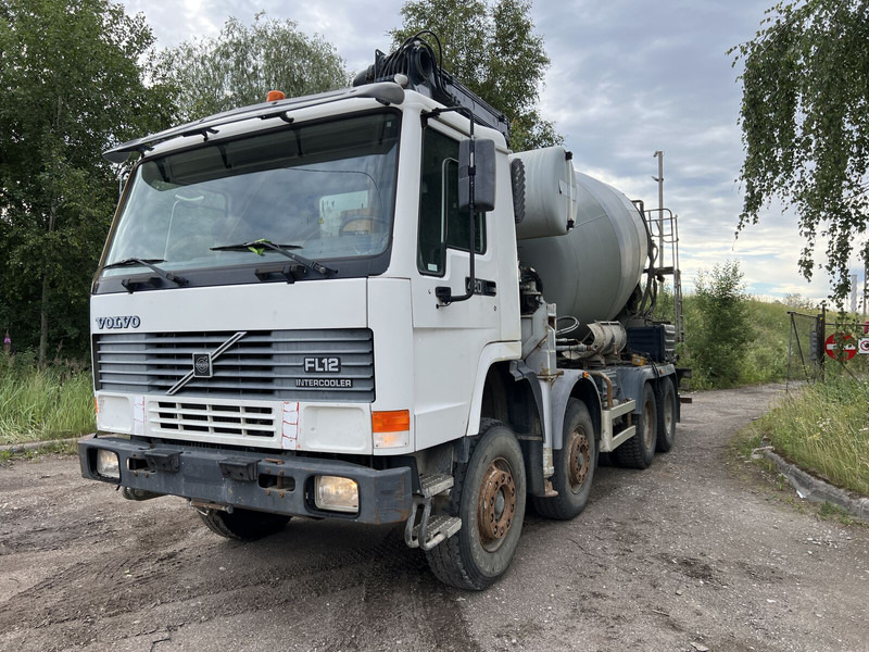 Volvo FL12 - Stacionarna pumpa za beton: slika Volvo FL12 - Stacionarna pumpa za beton Volvo FL12 - Stacionarna pumpa za beton: slika Volvo FL12 - Stacionarna pumpa za beton