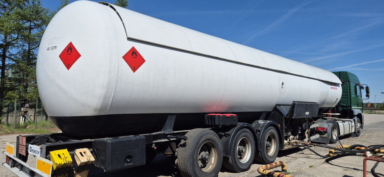 DROMECH LPG/ GPL - Poluprikolica cisterna: slika DROMECH LPG/ GPL - Poluprikolica cisterna DROMECH LPG/ GPL - Poluprikolica cisterna: slika DROMECH LPG/ GPL - Poluprikolica cisterna