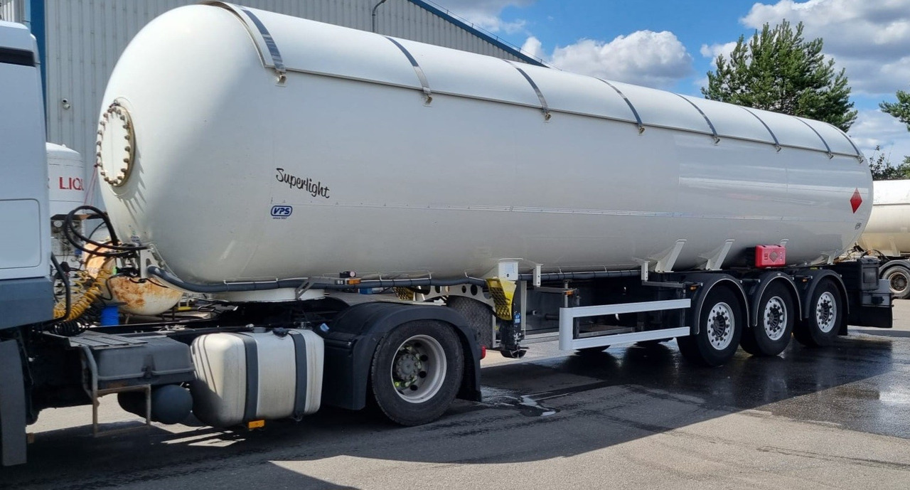 VPS CN50/ EMERSON F200/ PROPANE/ LPG - Poluprikolica cisterna: slika VPS CN50/ EMERSON F200/ PROPANE/ LPG - Poluprikolica cisterna VPS CN50/ EMERSON F200/ PROPANE/ LPG - Poluprikolica cisterna: slika VPS CN50/ EMERSON F200/ PROPANE/ LPG - Poluprikolica cisterna