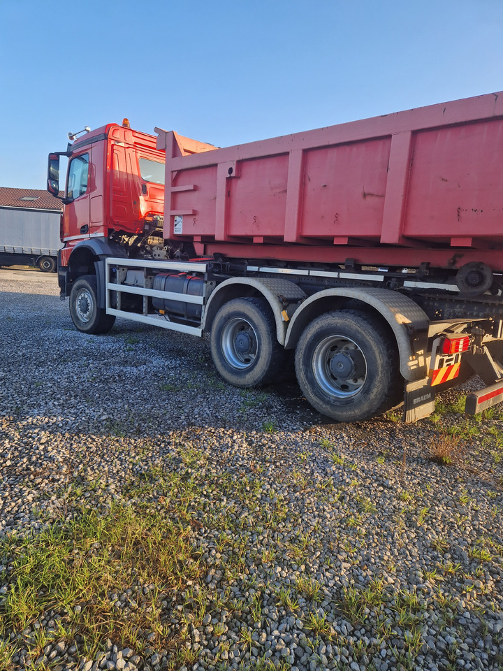 MERCEDES-BENZ Aroc - Transporter kontejnera/ Kamion s izmjenjivim sanducima: slika MERCEDES-BENZ Aroc - Transporter kontejnera/ Kamion s izmjenjivim sanducima MERCEDES-BENZ Aroc - Transporter kontejnera/ Kamion s izmjenjivim sanducima: slika MERCEDES-BENZ Aroc - Transporter kontejnera/ Kamion s izmjenjivim sanducima