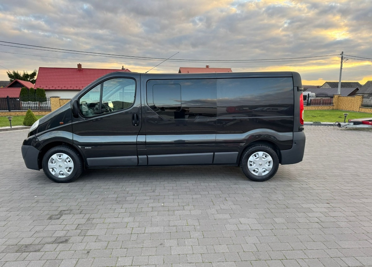 Opel Vivaro Doka Long 2.5 150 ps. L2 H1 - Dostavno vozilo s dvostrukom kabinom: slika Opel Vivaro Doka Long 2.5 150 ps. L2 H1 - Dostavno vozilo s dvostrukom kabinom Opel Vivaro Doka Long 2.5 150 ps. L2 H1 - Dostavno vozilo s dvostrukom kabinom: slika Opel Vivaro Doka Long 2.5 150 ps. L2 H1 - Dostavno vozilo s dvostrukom kabinom