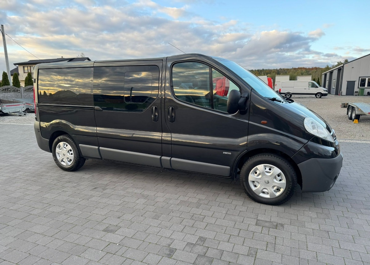 Opel Vivaro Doka Long 2.5 150 ps. L2 H1 - Dostavno vozilo s dvostrukom kabinom: slika Opel Vivaro Doka Long 2.5 150 ps. L2 H1 - Dostavno vozilo s dvostrukom kabinom Opel Vivaro Doka Long 2.5 150 ps. L2 H1 - Dostavno vozilo s dvostrukom kabinom: slika Opel Vivaro Doka Long 2.5 150 ps. L2 H1 - Dostavno vozilo s dvostrukom kabinom