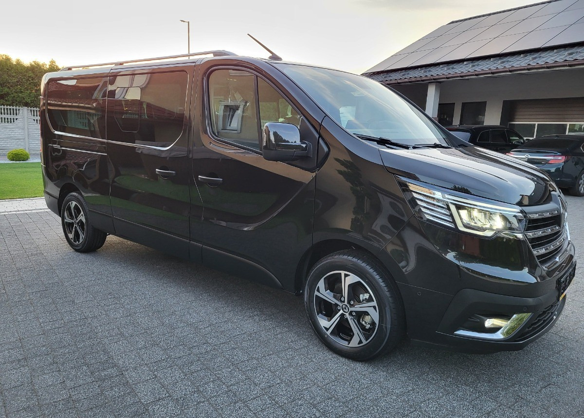 Renault Trafic Nowy Extra long 2.0 - Minibus, Putnički kombi: slika Renault Trafic Nowy Extra long 2.0 - Minibus, Putnički kombi Renault Trafic Nowy Extra long 2.0 - Minibus, Putnički kombi: slika Renault Trafic Nowy Extra long 2.0 - Minibus, Putnički kombi