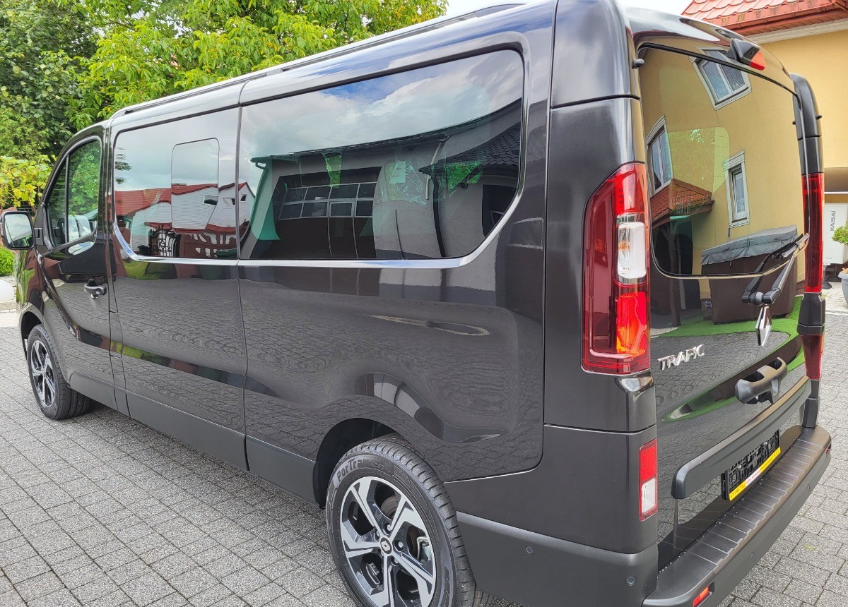 Renault Trafic Stan fabrycznie Nowy bez przebiegu Spaceclass Automatik L2 H1 - Minibus, Putnički kombi: slika Renault Trafic Stan fabrycznie Nowy bez przebiegu Spaceclass Automatik L2 H1 - Minibus, Putnički kombi Renault Trafic Stan fabrycznie Nowy bez przebiegu Spaceclass Automatik L2 H1 - Minibus, Putnički kombi: slika Renault Trafic Stan fabrycznie Nowy bez przebiegu Spaceclass Automatik L2 H1 - Minibus, Putnički kombi