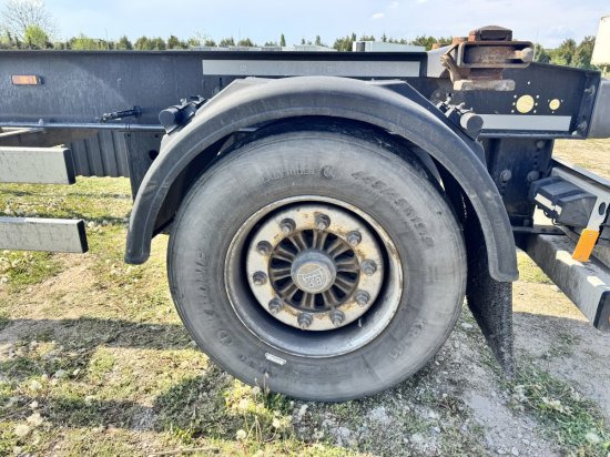 Krone Maxi Lafette DB07CLNF AZ - Transporter kontejnera/ Prikolica s izmjenjivim sanducima: slika Krone Maxi Lafette DB07CLNF AZ - Transporter kontejnera/ Prikolica s izmjenjivim sanducima Krone Maxi Lafette DB07CLNF AZ - Transporter kontejnera/ Prikolica s izmjenjivim sanducima: slika Krone Maxi Lafette DB07CLNF AZ - Transporter kontejnera/ Prikolica s izmjenjivim sanducima