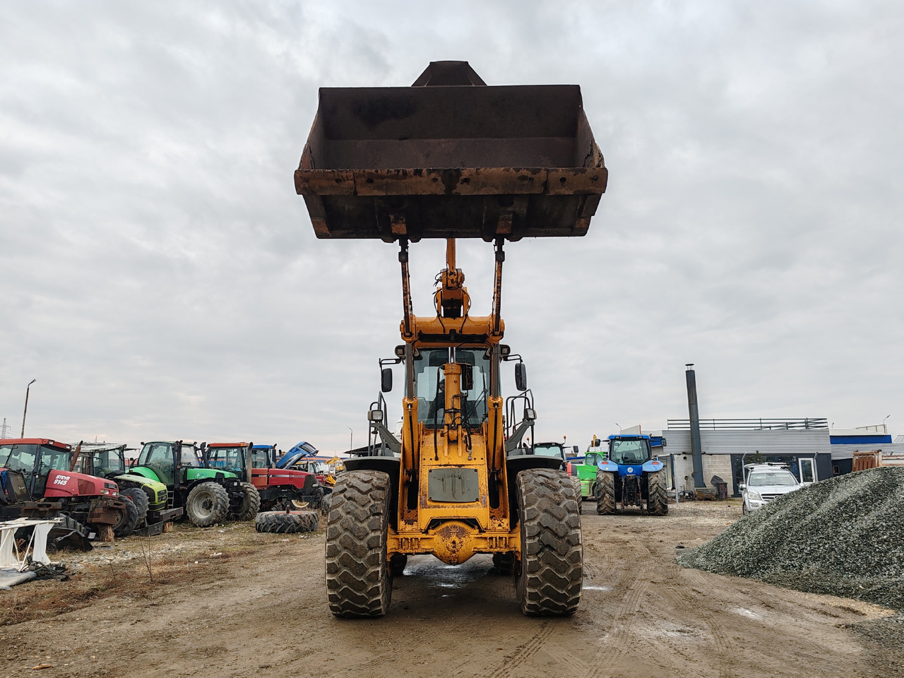 Liebherr L576 2plus2 - Utovarivač na kotačima: slika Liebherr L576 2plus2 - Utovarivač na kotačima Liebherr L576 2plus2 - Utovarivač na kotačima: slika Liebherr L576 2plus2 - Utovarivač na kotačima