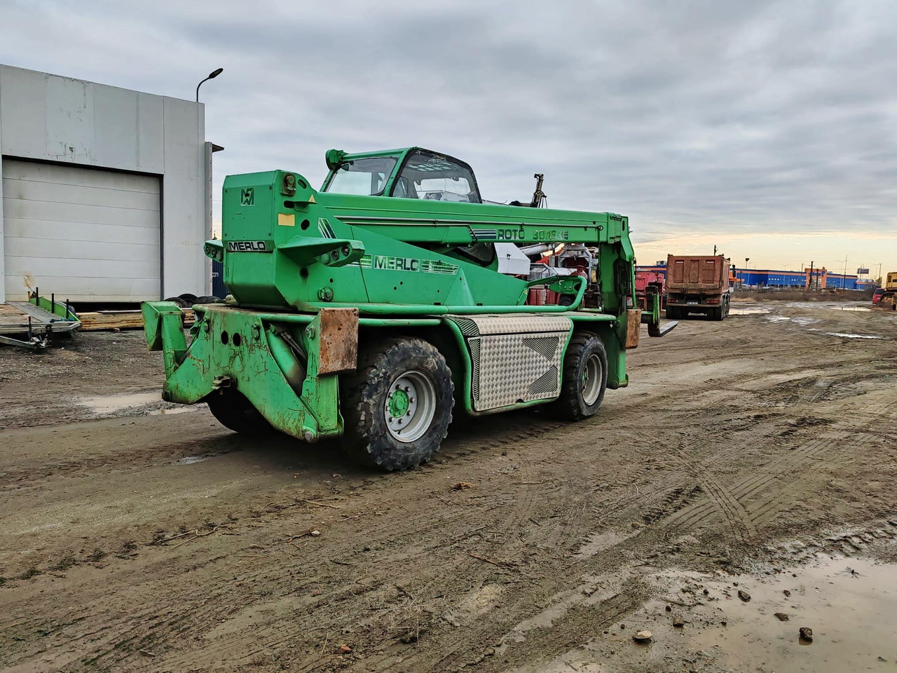 Merlo Roto 30.16K - Teleskopski utovarivač na kotačima: slika Merlo Roto 30.16K - Teleskopski utovarivač na kotačima Merlo Roto 30.16K - Teleskopski utovarivač na kotačima: slika Merlo Roto 30.16K - Teleskopski utovarivač na kotačima
