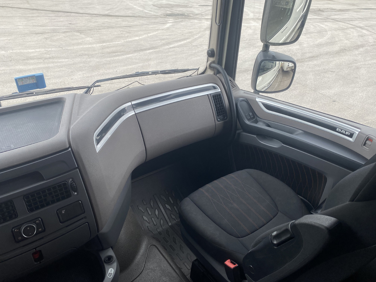 Tegljač DAF XF 480 FT: slika Tegljač DAF XF 480 FT