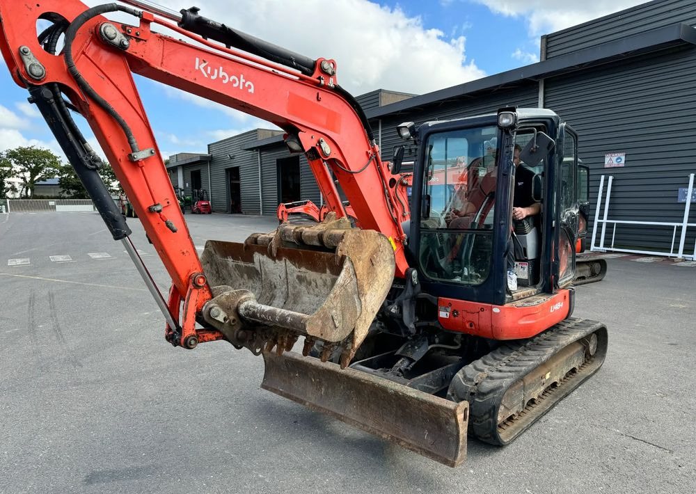 Kubota U48-4 - Bager gusjeničar: slika Kubota U48-4 - Bager gusjeničar Kubota U48-4 - Bager gusjeničar: slika Kubota U48-4 - Bager gusjeničar