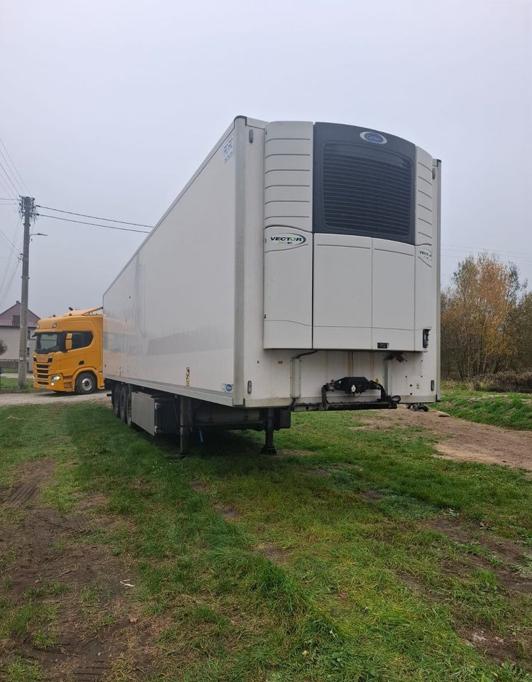 LeciTrailer Carrier Vector 1950 Mt - Poluprikolica hladnjača: slika LeciTrailer Carrier Vector 1950 Mt - Poluprikolica hladnjača LeciTrailer Carrier Vector 1950 Mt - Poluprikolica hladnjača: slika LeciTrailer Carrier Vector 1950 Mt - Poluprikolica hladnjača