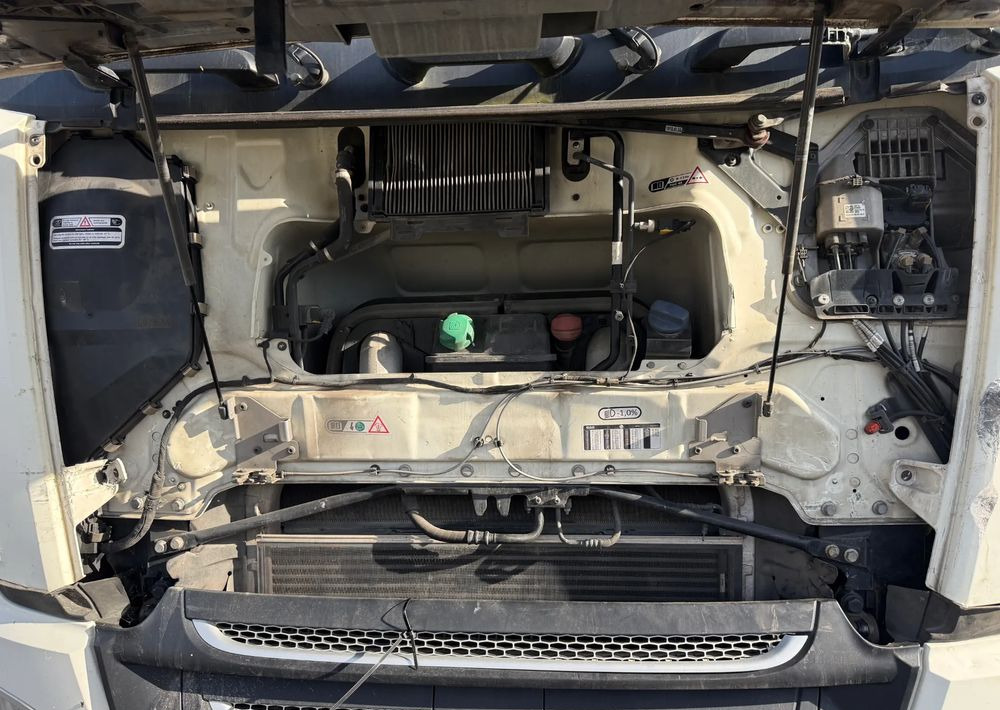 DAF XF 480 - Tegljač: slika DAF XF 480 - Tegljač DAF XF 480 - Tegljač: slika DAF XF 480 - Tegljač