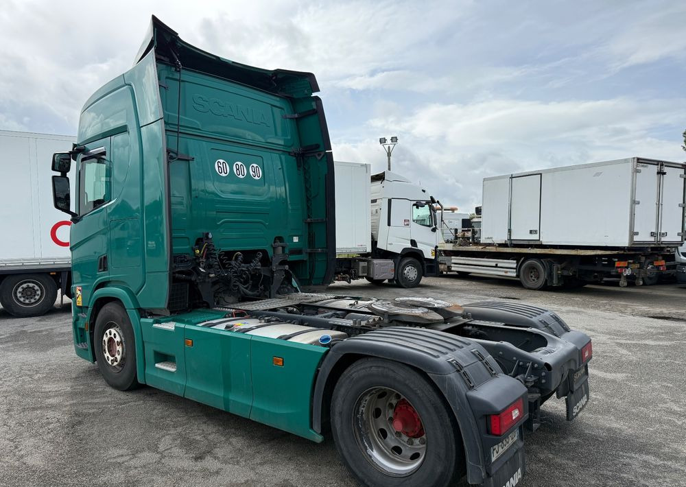 Scania R450 - Tegljač: slika Scania R450 - Tegljač Scania R450 - Tegljač: slika Scania R450 - Tegljač