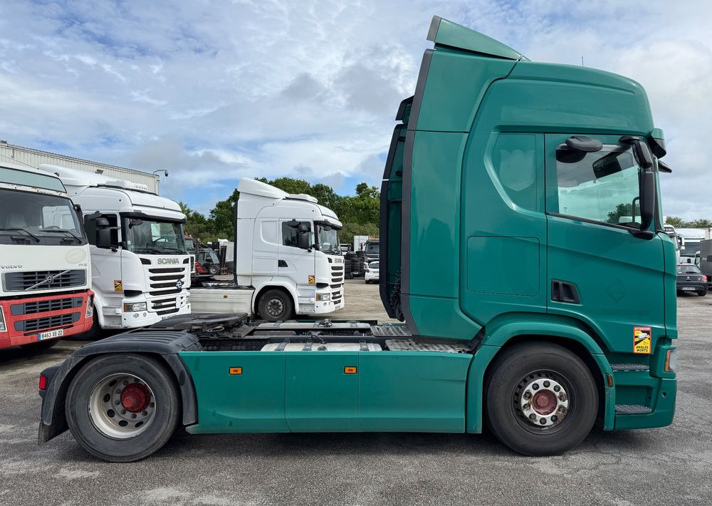 Scania R450 - Tegljač: slika Scania R450 - Tegljač Scania R450 - Tegljač: slika Scania R450 - Tegljač