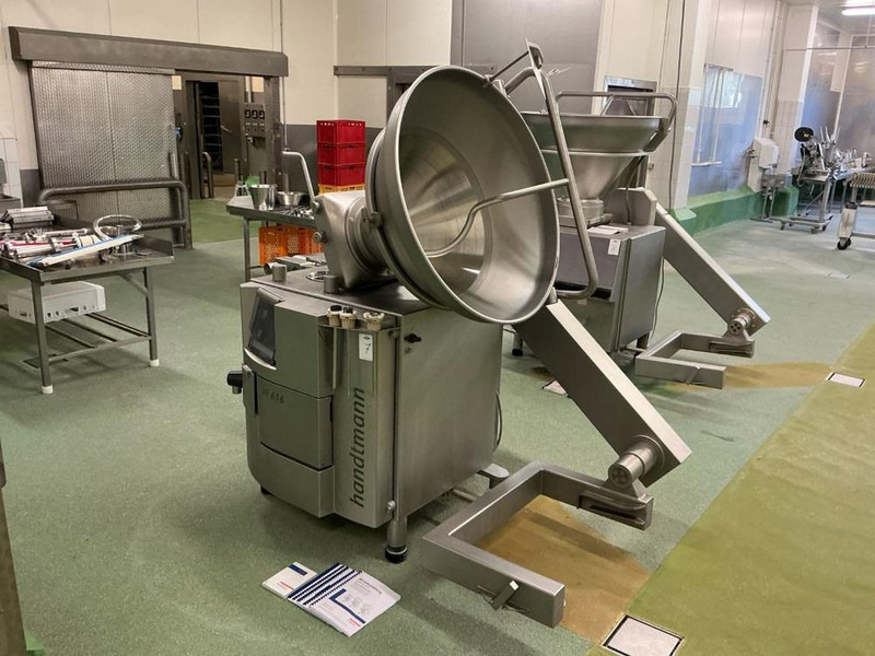 Handtmann VF 616 - Oprema za prehrambenu industriju: slika Handtmann VF 616 - Oprema za prehrambenu industriju Handtmann VF 616 - Oprema za prehrambenu industriju: slika Handtmann VF 616 - Oprema za prehrambenu industriju