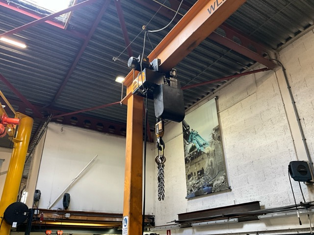 KONECRANES PA32-4,0 - Stroj za obradu metala: slika KONECRANES PA32-4,0 - Stroj za obradu metala KONECRANES PA32-4,0 - Stroj za obradu metala: slika KONECRANES PA32-4,0 - Stroj za obradu metala