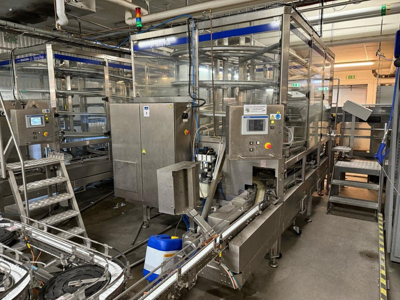 Tetra Pak ACHX30-0700-50M - Transportna traka: slika Tetra Pak ACHX30-0700-50M - Transportna traka Tetra Pak ACHX30-0700-50M - Transportna traka: slika Tetra Pak ACHX30-0700-50M - Transportna traka