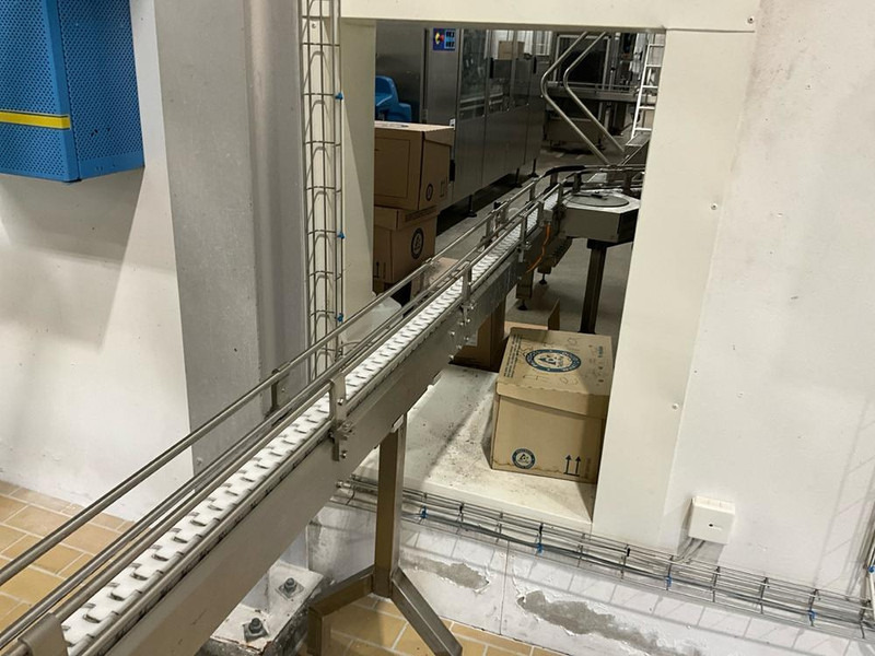 Tetra Pak - Transportna traka: slika Tetra Pak - Transportna traka Tetra Pak - Transportna traka: slika Tetra Pak - Transportna traka