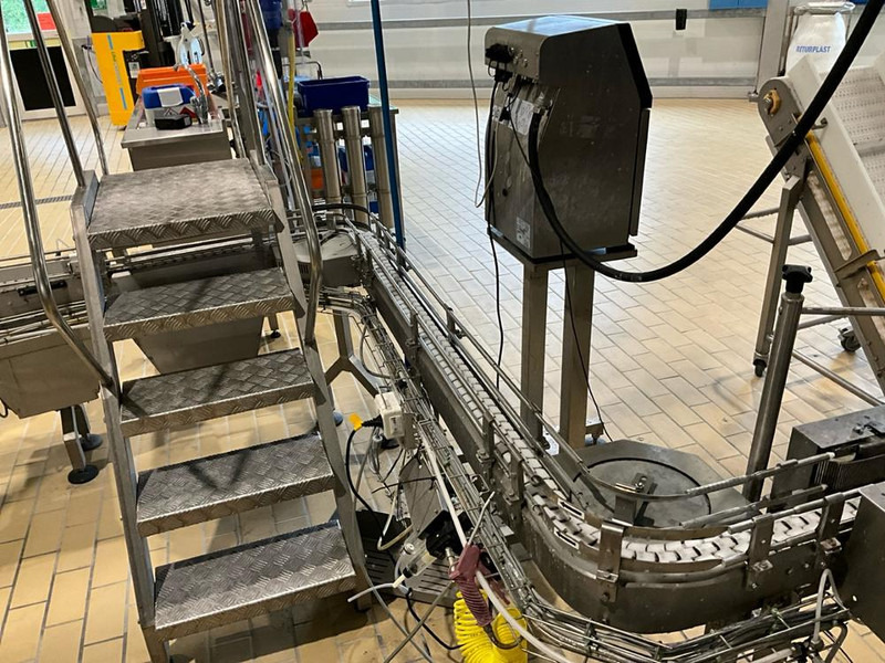 Tetra Pak - Transportna traka: slika Tetra Pak - Transportna traka Tetra Pak - Transportna traka: slika Tetra Pak - Transportna traka