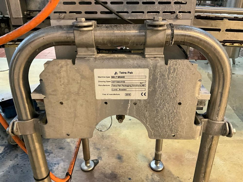 Tetra Pak - Transportna traka: slika Tetra Pak - Transportna traka Tetra Pak - Transportna traka: slika Tetra Pak - Transportna traka