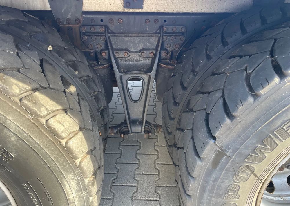 MAN TGX 26.500, 6x4, HDS EPSILOM M12Z, do transportu drewna. - Kamion šumar, Kamion s kranom: slika MAN TGX 26.500, 6x4, HDS EPSILOM M12Z, do transportu drewna. - Kamion šumar, Kamion s kranom MAN TGX 26.500, 6x4, HDS EPSILOM M12Z, do transportu drewna. - Kamion šumar, Kamion s kranom: slika MAN TGX 26.500, 6x4, HDS EPSILOM M12Z, do transportu drewna. - Kamion šumar, Kamion s kranom