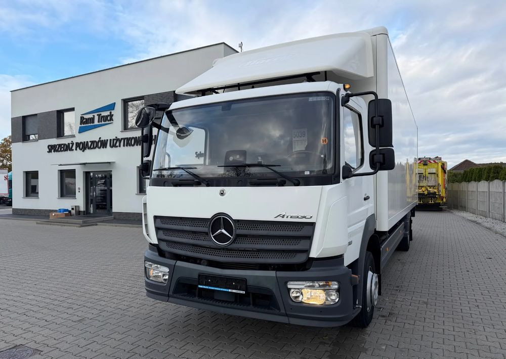 Mercedes-Benz ATEGO 1318 IZOTERMA 20 PALET! - Kamion sandučar: slika Mercedes-Benz ATEGO 1318 IZOTERMA 20 PALET! - Kamion sandučar Mercedes-Benz ATEGO 1318 IZOTERMA 20 PALET! - Kamion sandučar: slika Mercedes-Benz ATEGO 1318 IZOTERMA 20 PALET! - Kamion sandučar